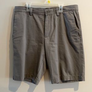 Banana Republic Aiden Short